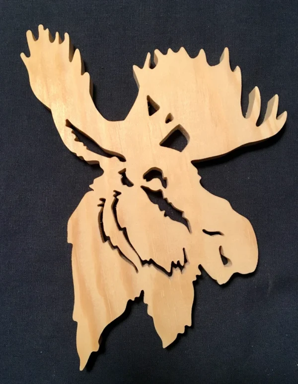 wooden moose head made by a scroll saw